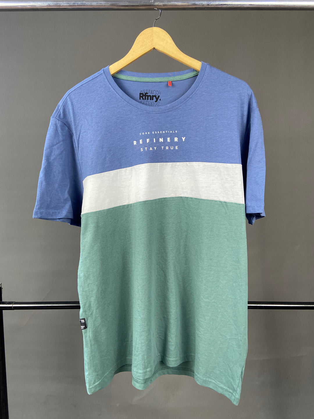 Refinery stay true t-shirt