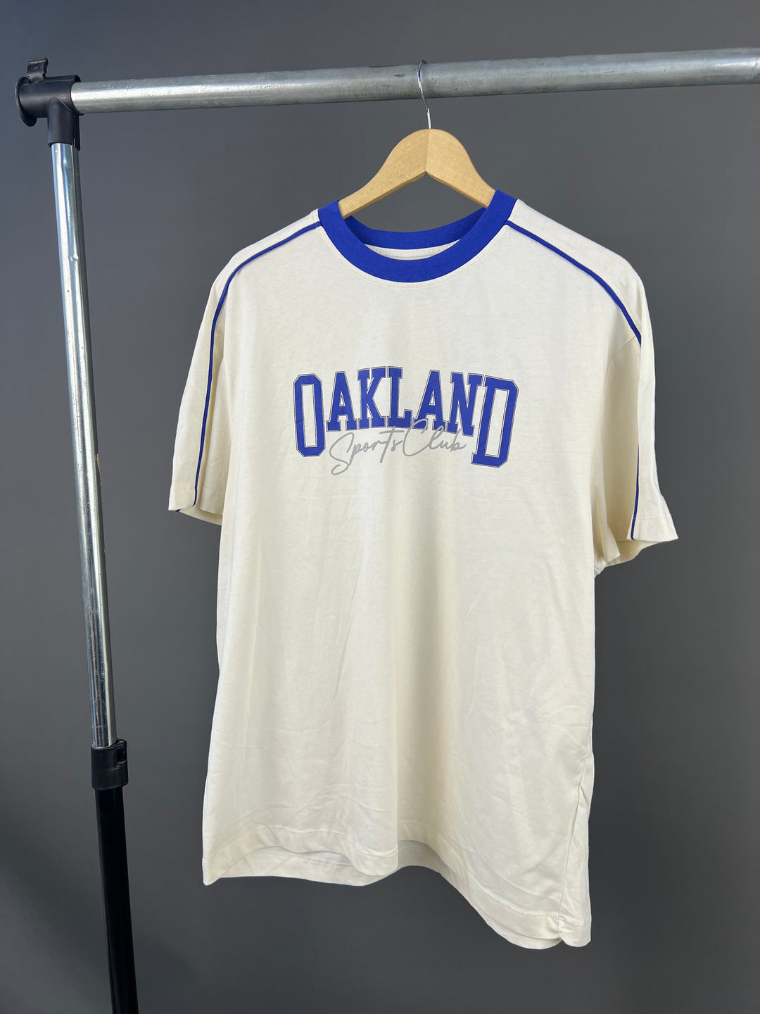 Primark Oakland T-shirt in off white