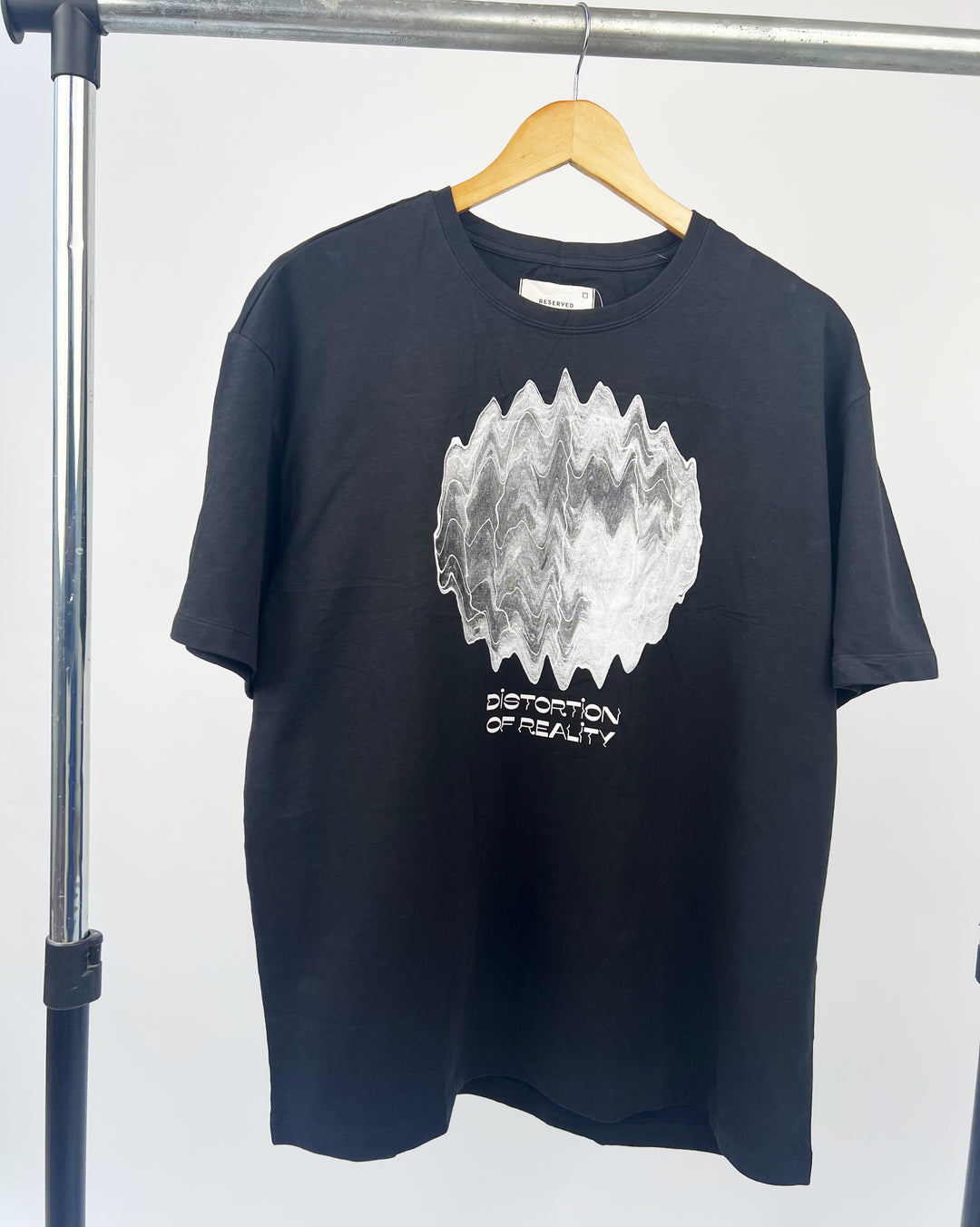 Reserved distortion t-shirt