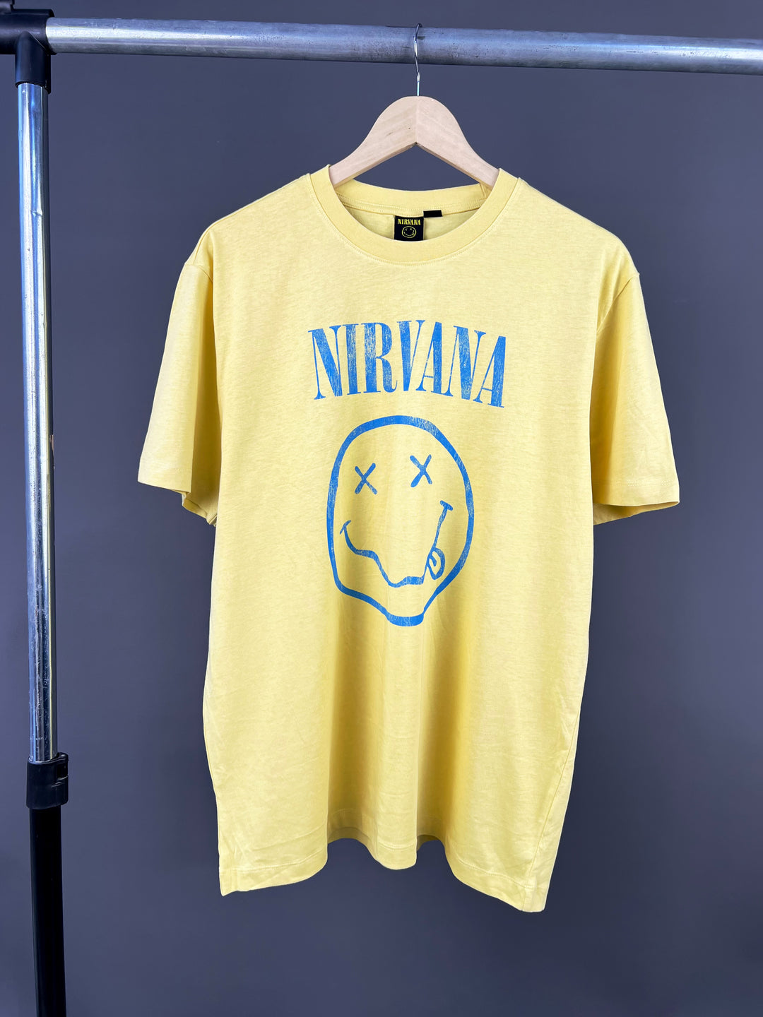 Nirvana logo print t-shirt in yellow