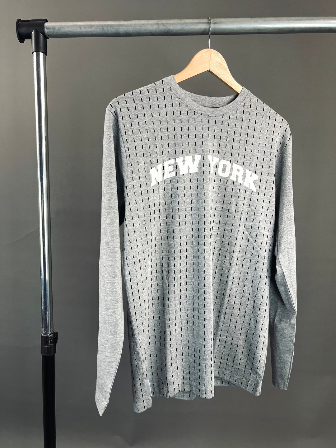 LMTD New York Longsleeve T-shirt in gray