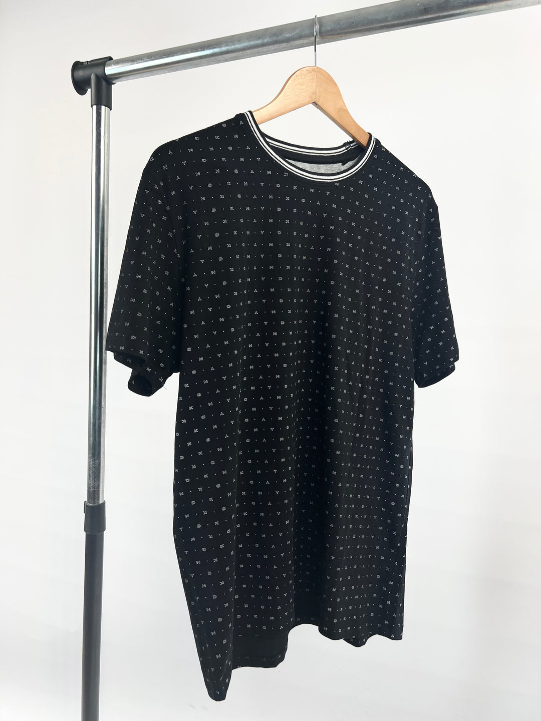 DKNY all over print ringer T-shirt in black