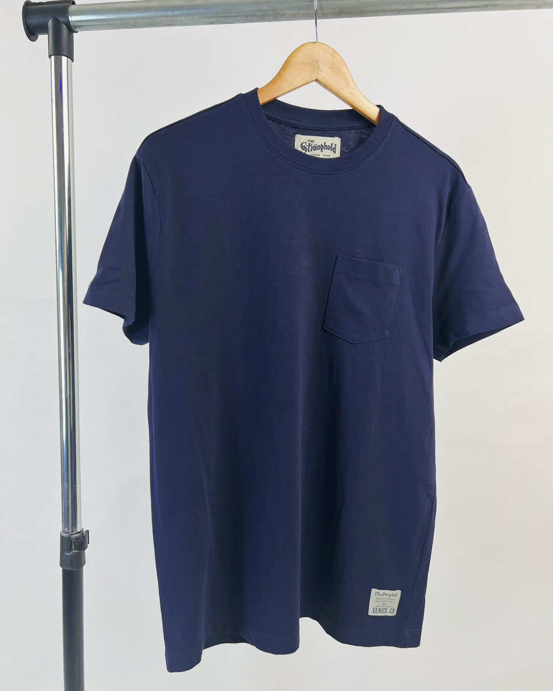 Stronghold pocket T-shirt in navy