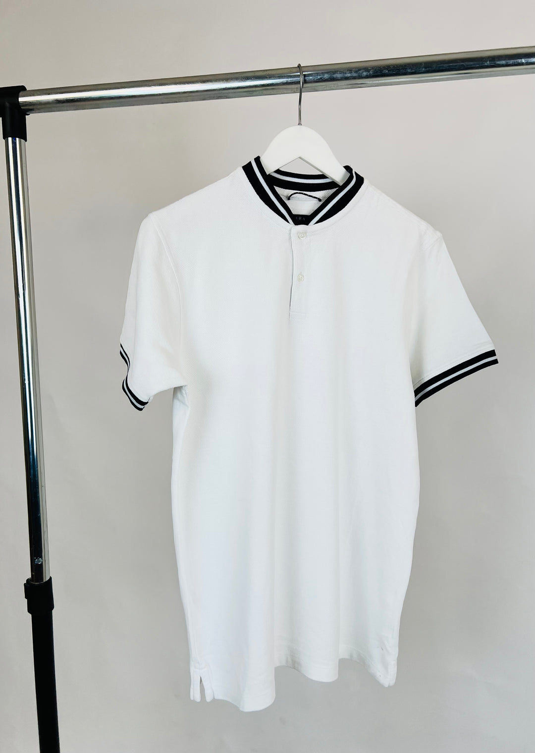 SFERA MEN Polo with Navy and White Collar Tipping in White