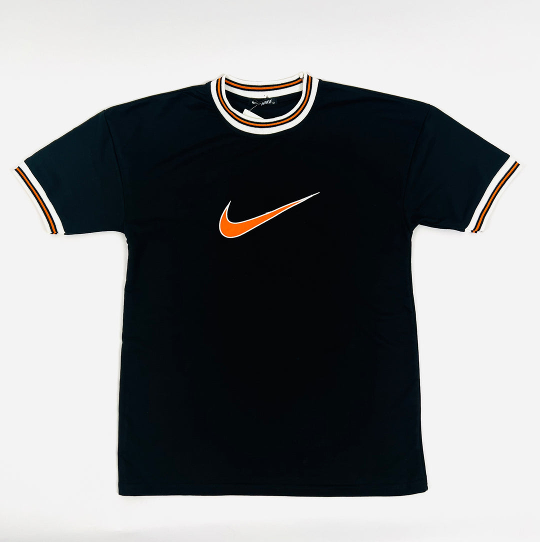 Nike Ringer T-shirt in black