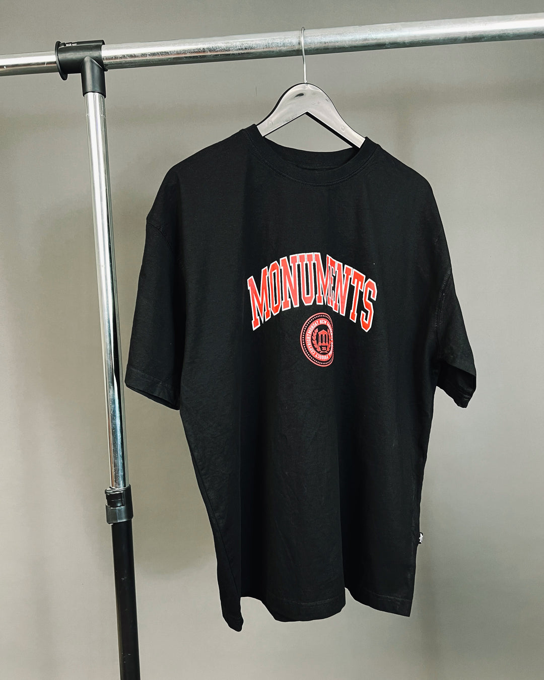 Monuments graphic print T-shirt in black