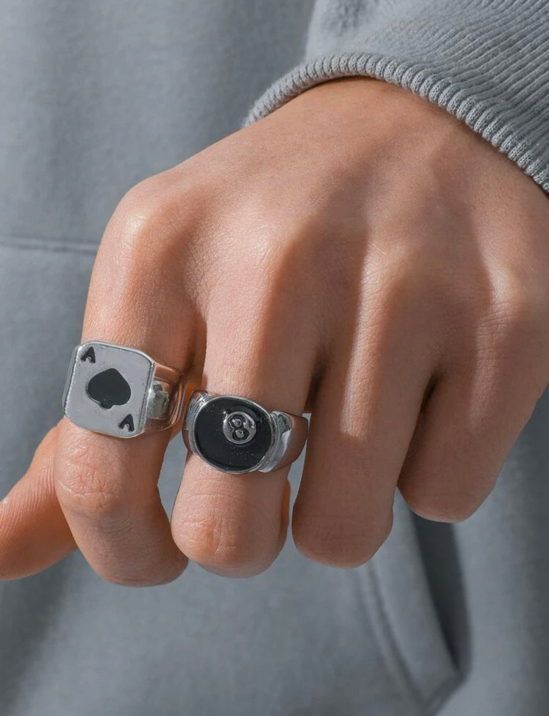 2pc playing card ring