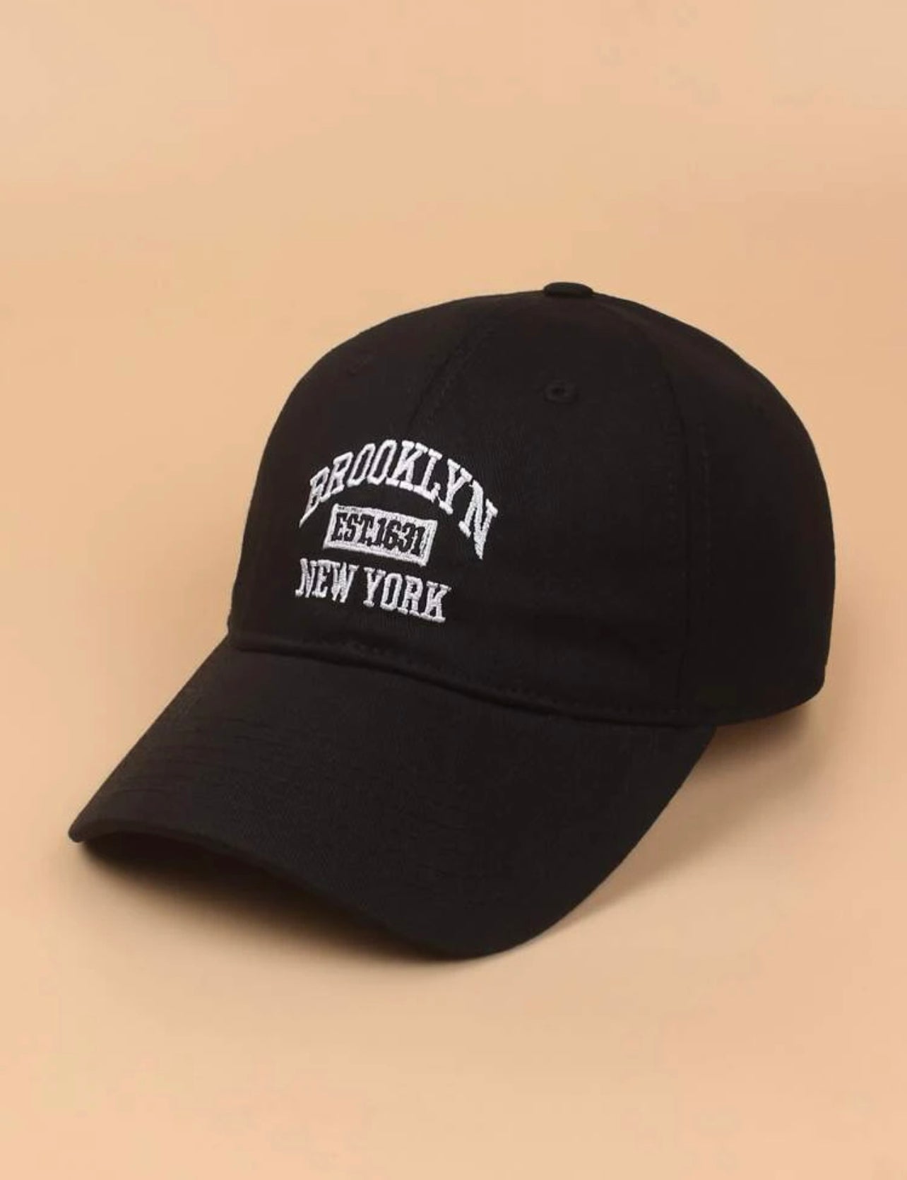 Brooklyn Embroided Baseball Cap in black Garmisland