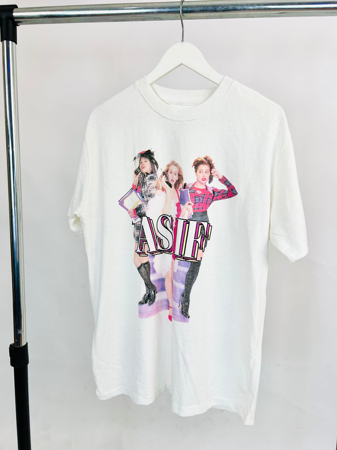 Clueless Graphic Print T-Shirt in White