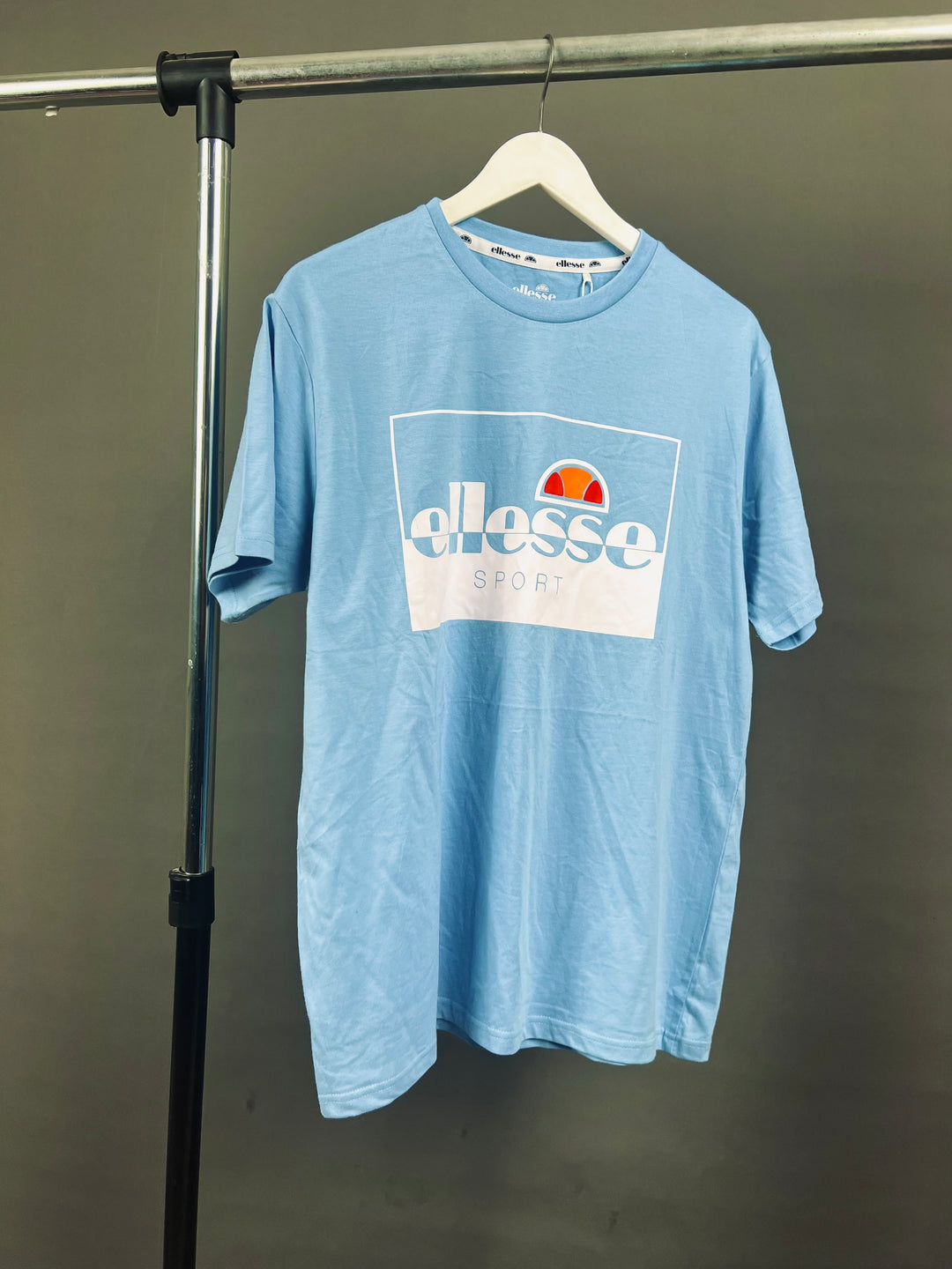 Ellesse Riviera print T-shirt in blue