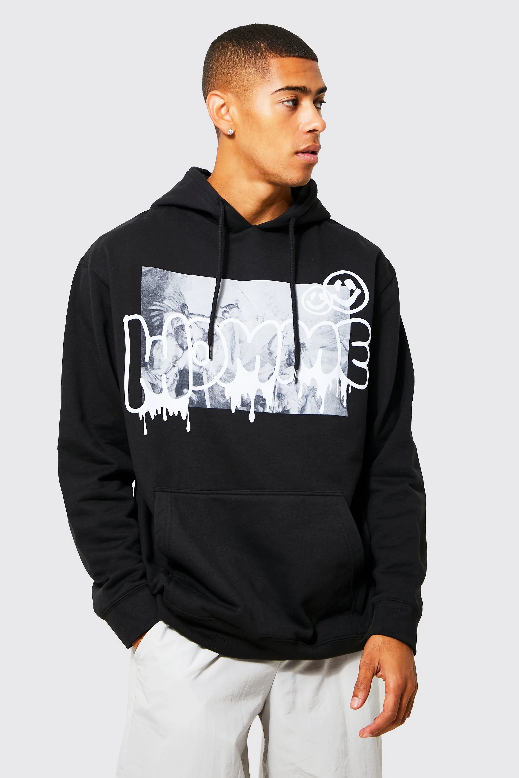 BOOHOOMAN OVERSIZED HOMME GRAFFITI GRAPHIC HOODIE Garmisland