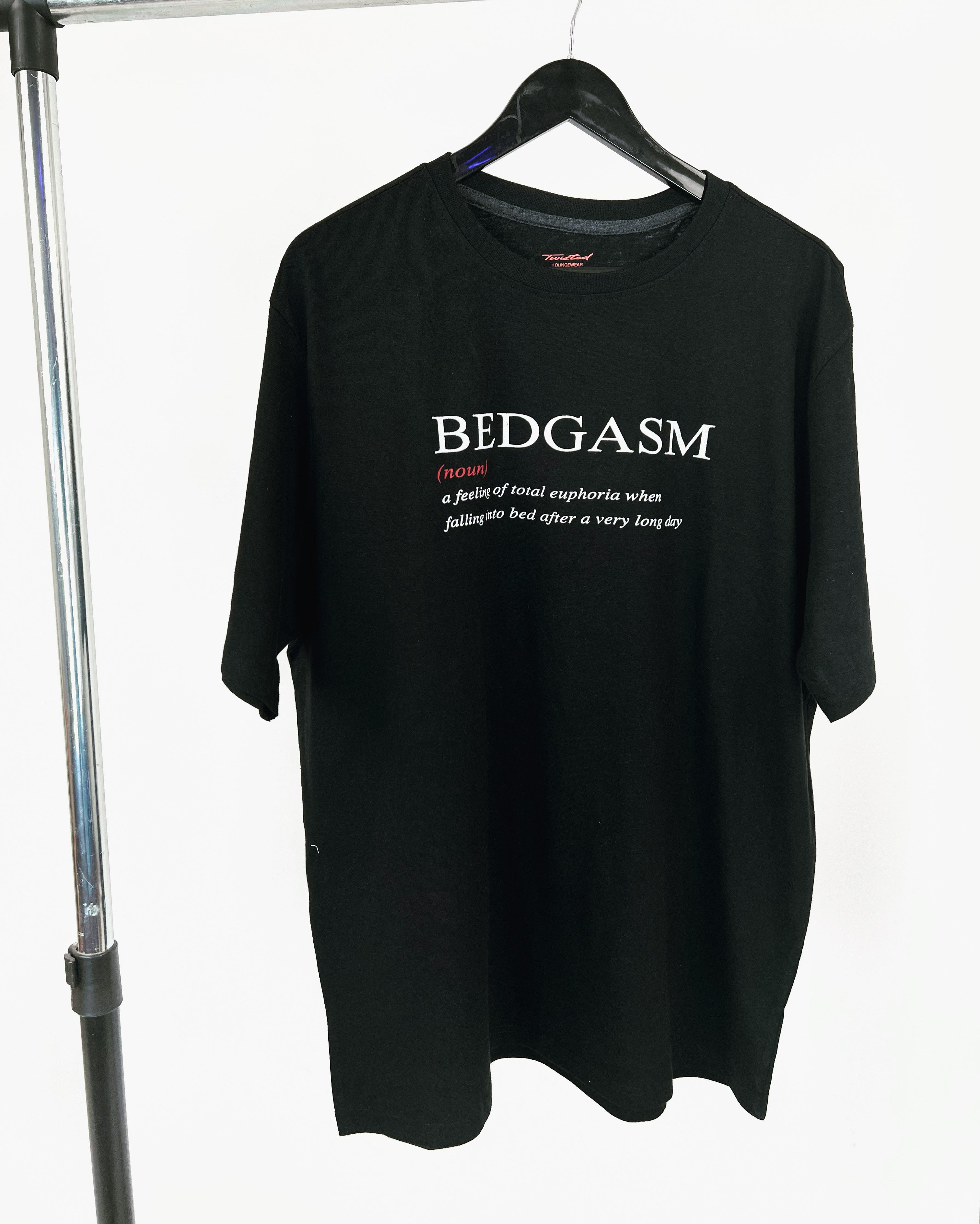 Twisted Bedgasm print Tshirt in black Garmisland