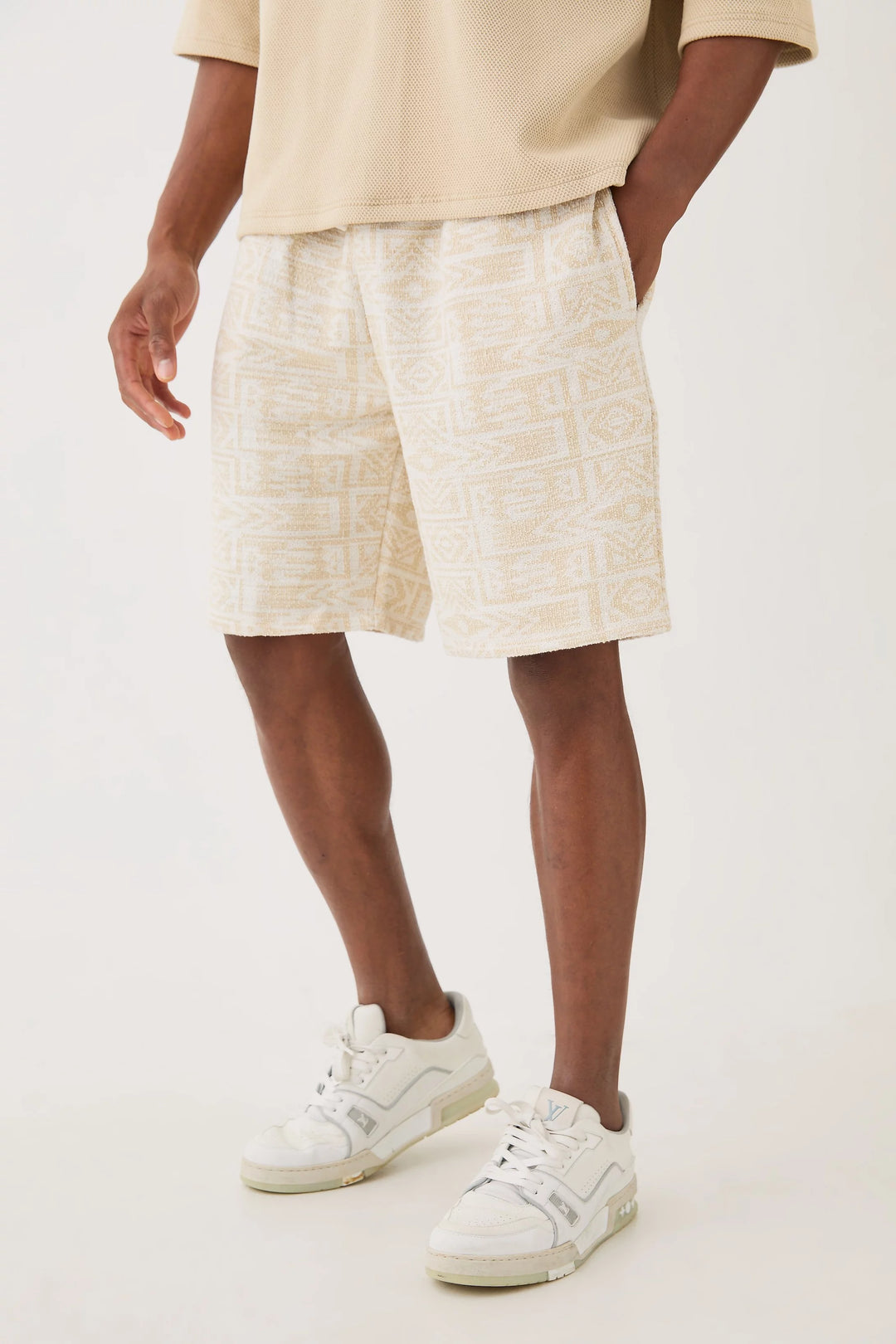 BOOHOOMAN RELAXED FIT MID LENGTH JACQUARD SHORT