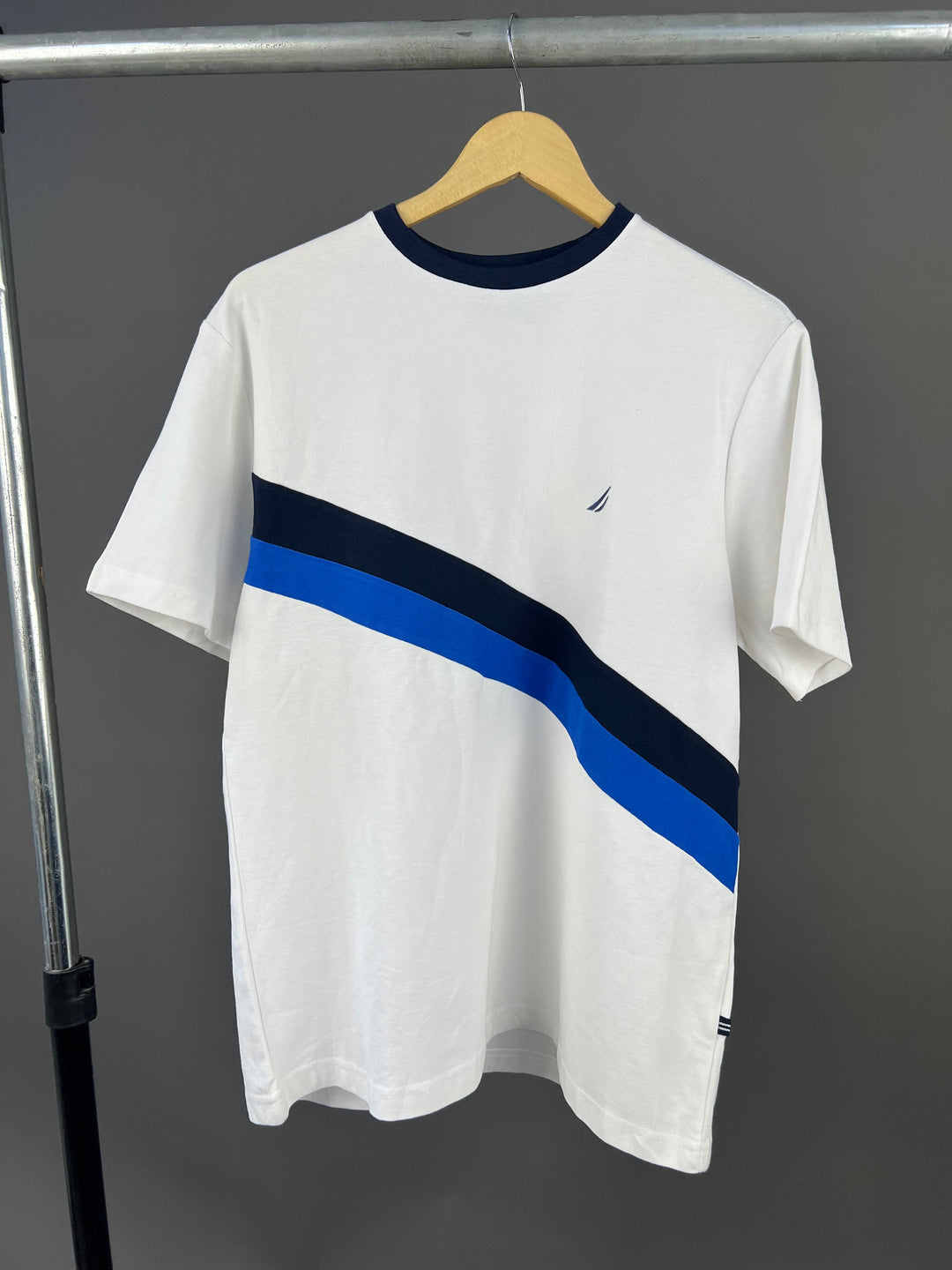 Nautica side stripe t-shirt