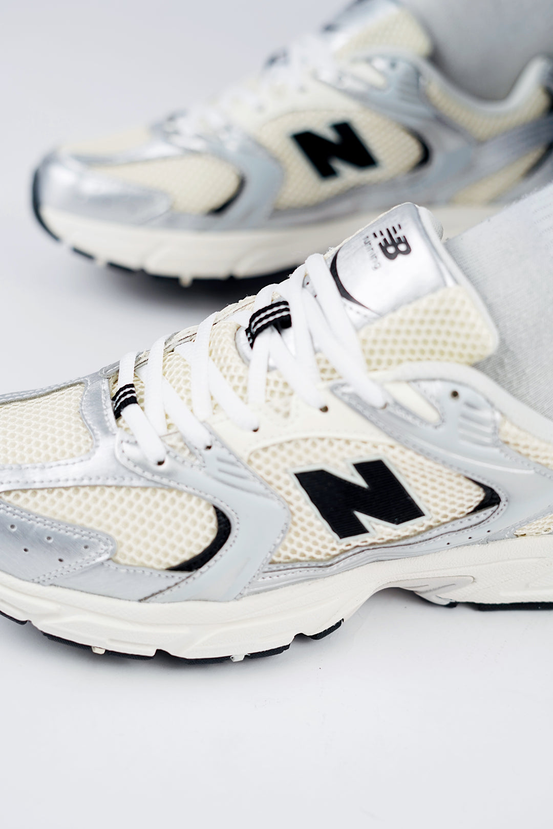 New Balance 530 Trainers in Steel Grey
