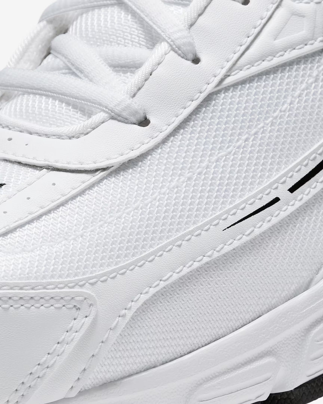 Nike Initiators Trainers in Metallic Silver