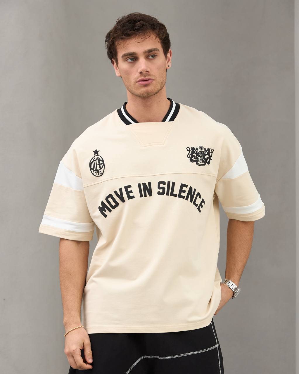 2morrow Move in Silence T-shirt in beige