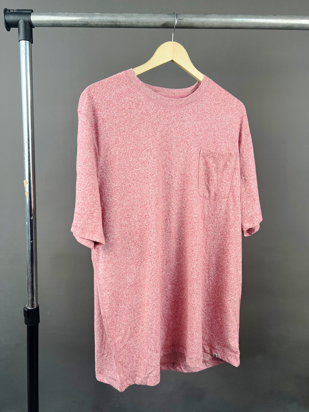 Ocean Coast textured t-shirt in pink