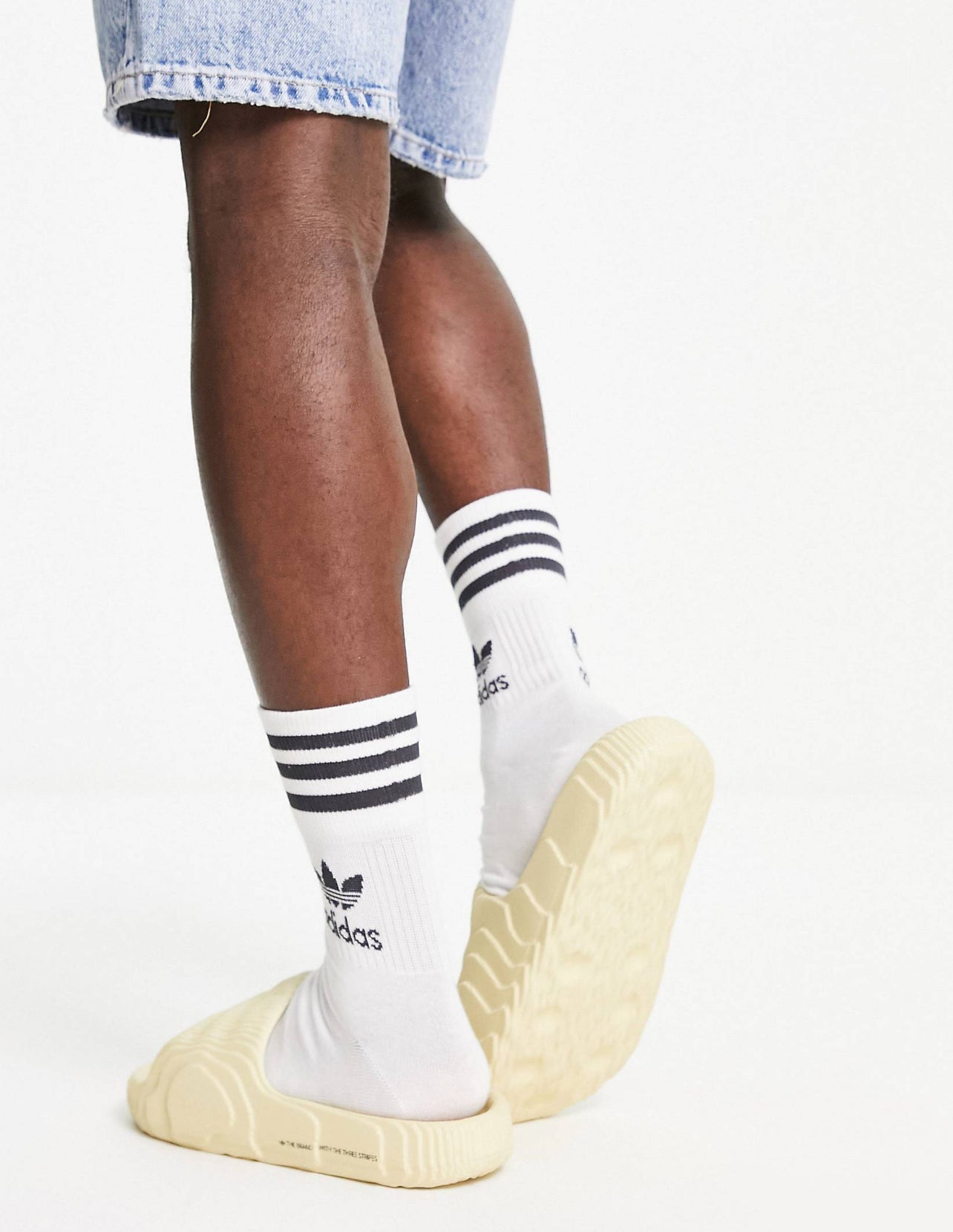 Adidas adilette 22 slides in cream – Garmisland