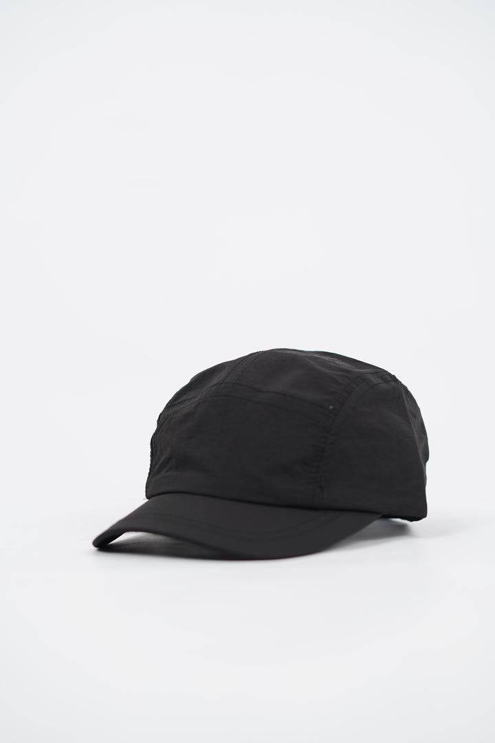 Bold text short brim adjustable cap in black