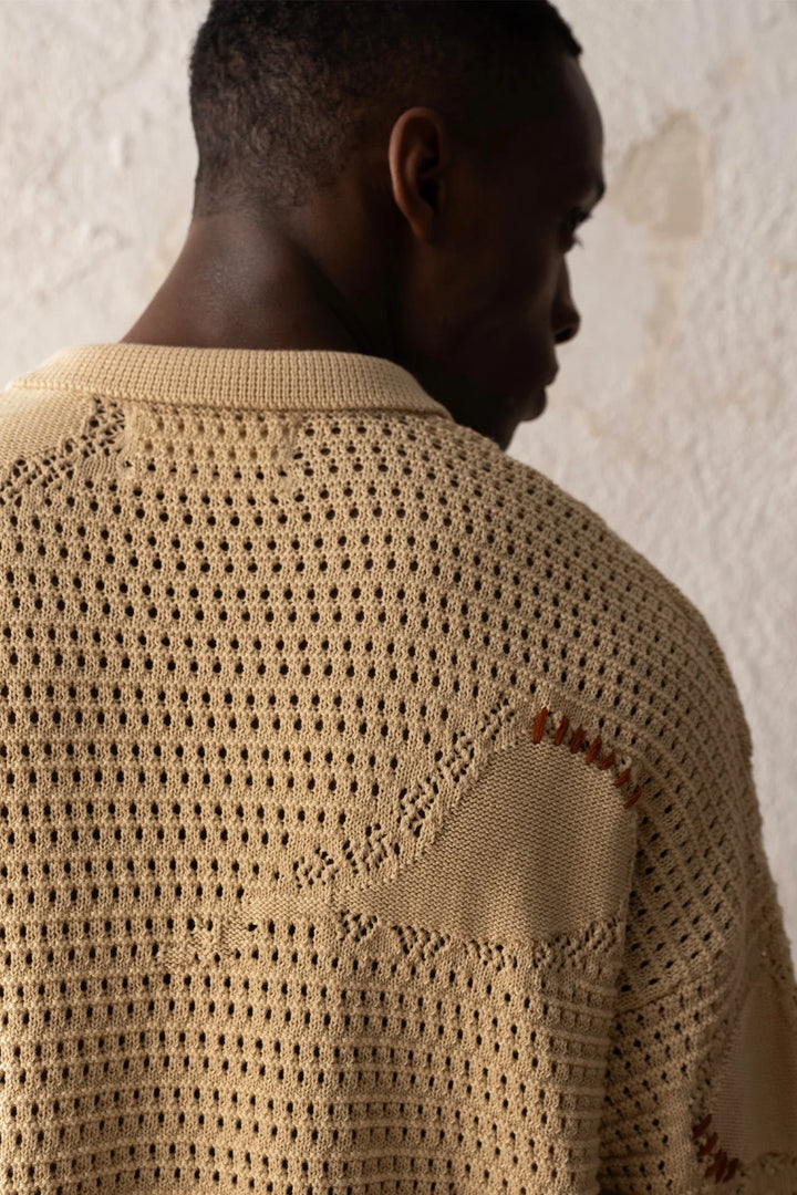 Giesto crochet shirt with brown stitching in beige