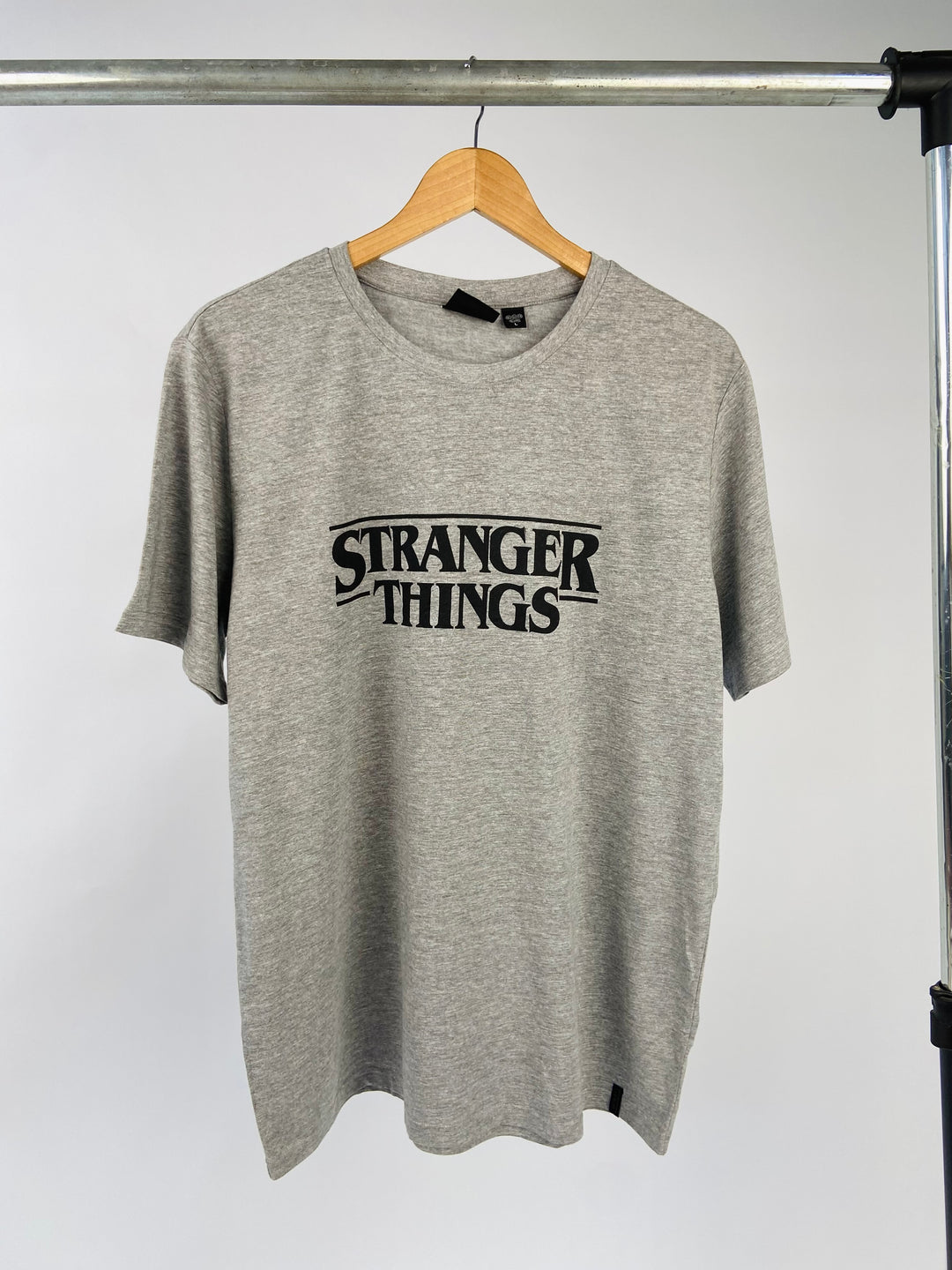 Straight up stranger things t-shirt in grey