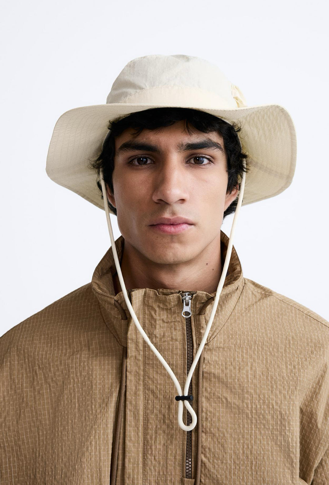 ZARA BUCKET HAT ECRU