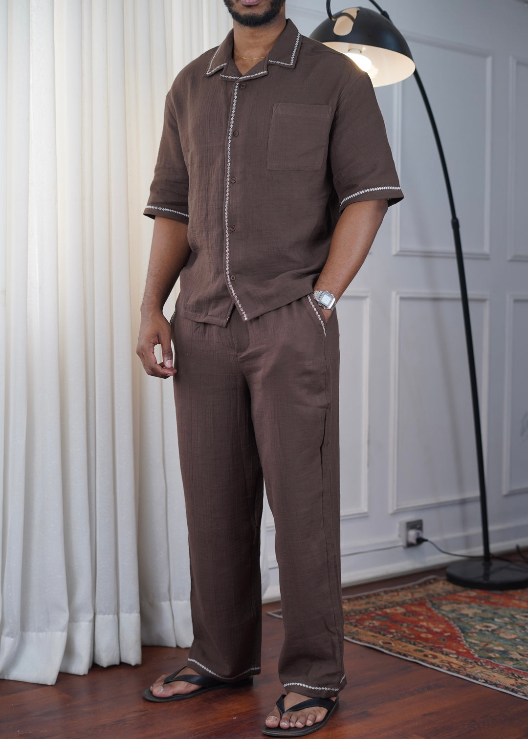 Vamos Embroidery Detail Set in Brown