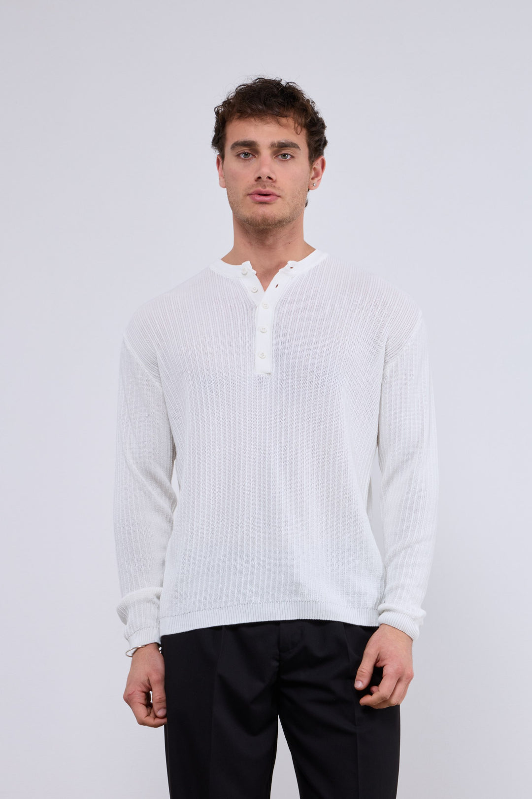 2512 Henley Sweatshirt in White