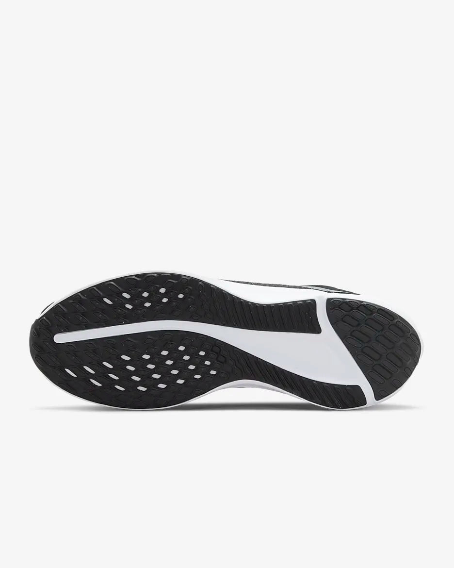 Nike Quest 5 Men's Road Running Trainers