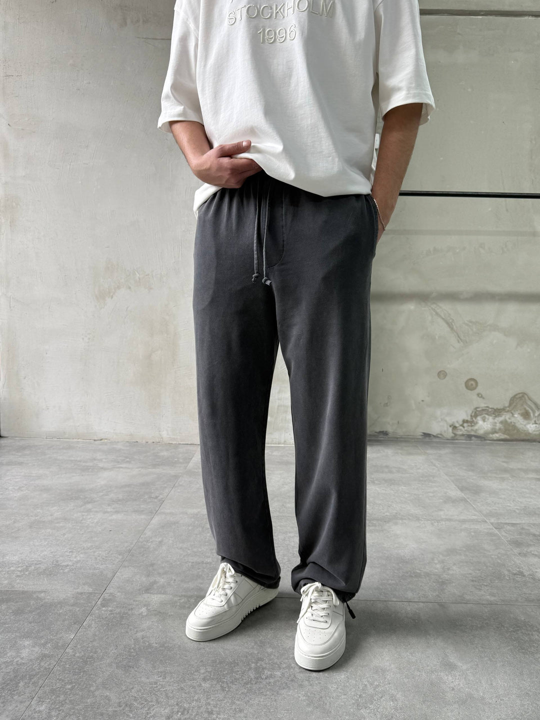 Difransel Cotton Sweatpants in Dark Grey