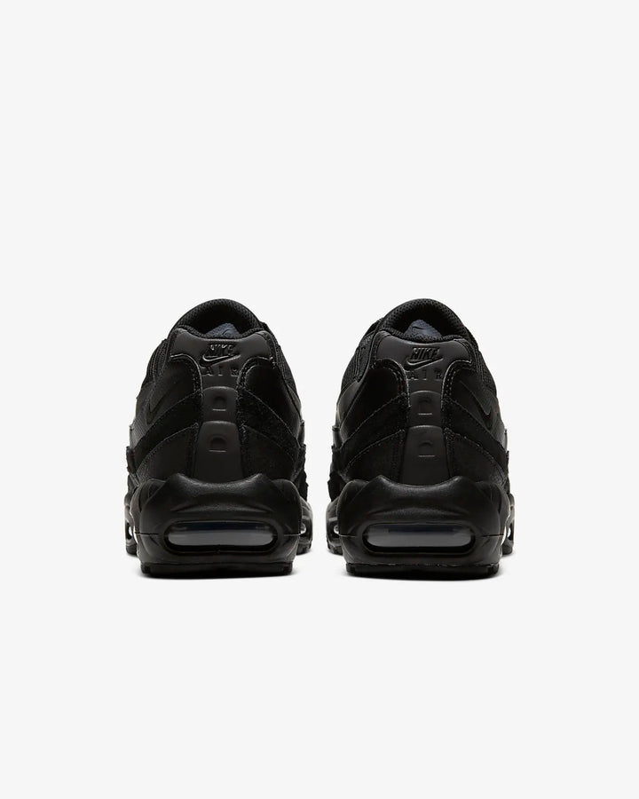 Nike Air Max 95 TT Trainers in black