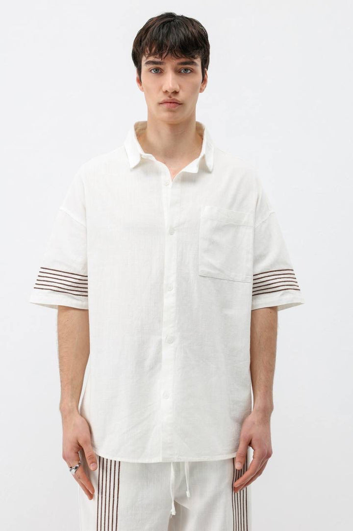 Vamos Short Sleeve Set in White