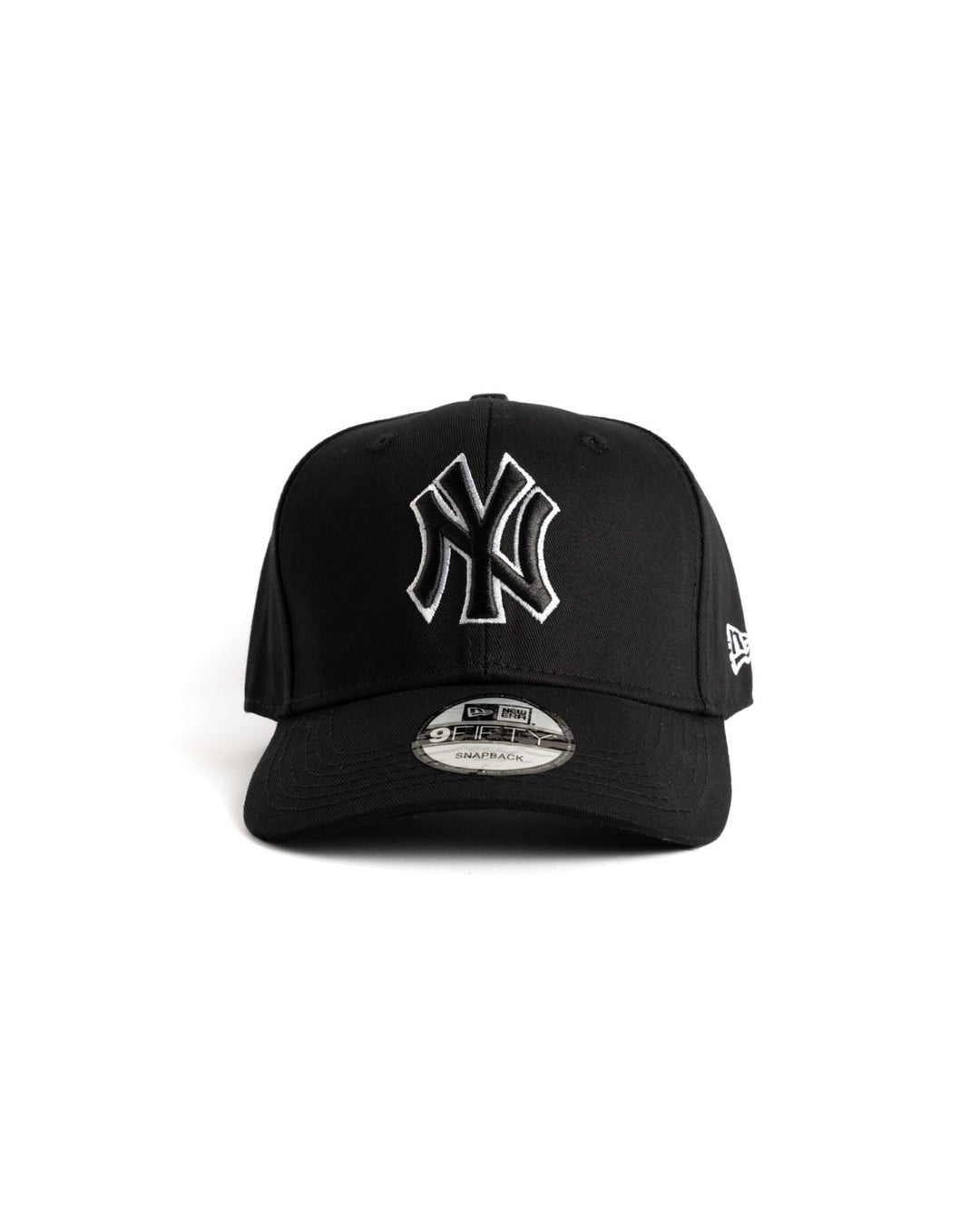 New York 9forty Snapback Cap in black