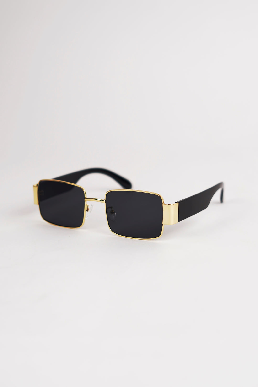 Bold gold Frame Vintage Sun glasses