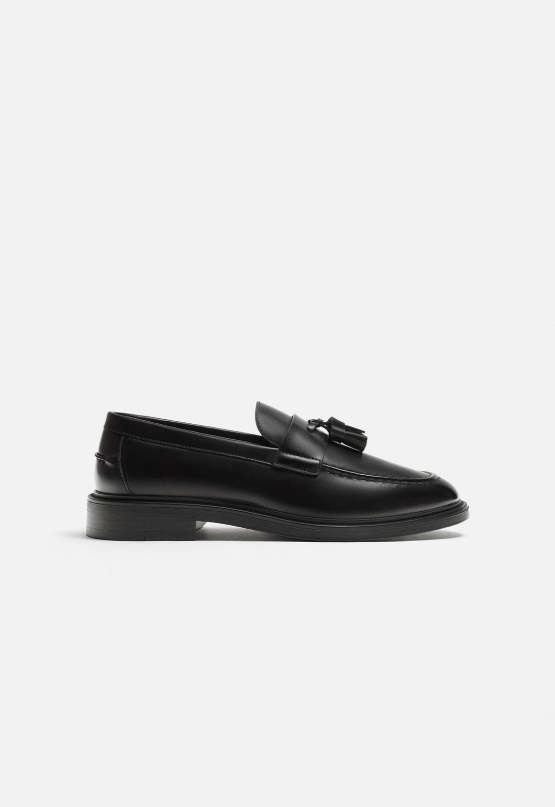 ZARA MATTE LEATHER TASSEL LOAFERS