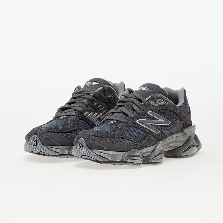 New Balance 9060 Trainers in magnet