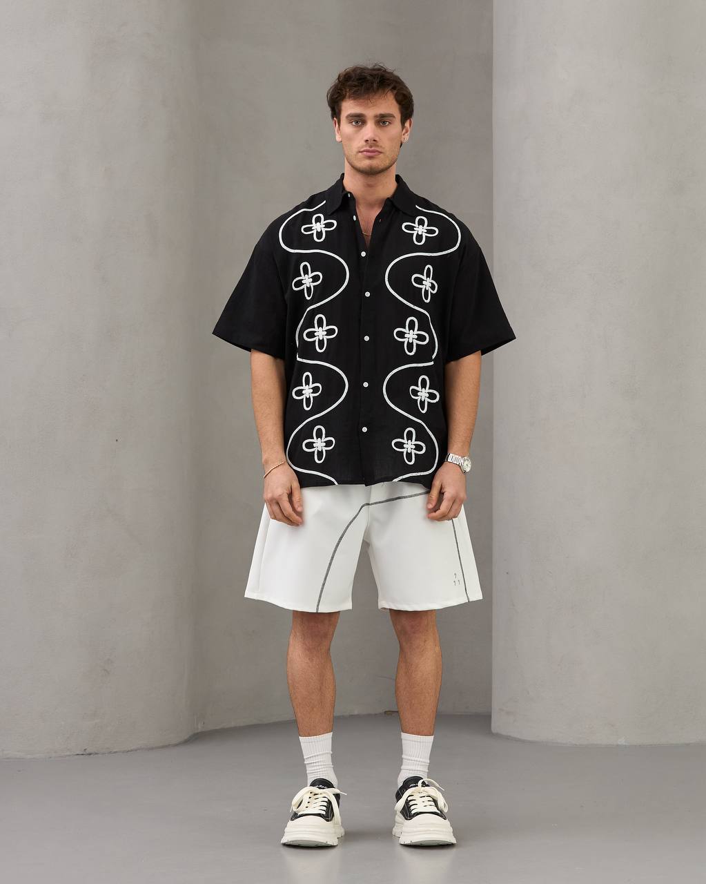 2morrow Embroidered Floral Shirt in Black