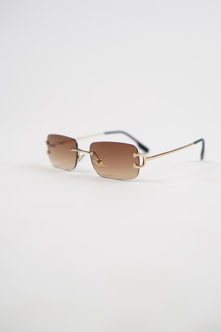 Pronged Square Frame Sun glasses in gradient