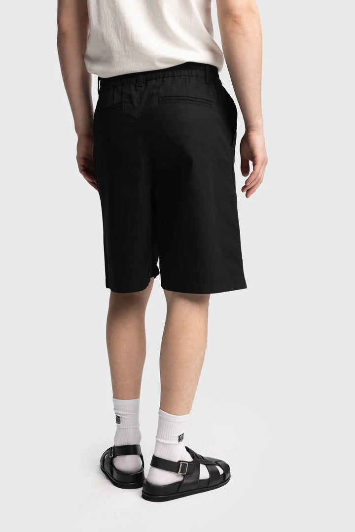 Giesto Linen shorts in black