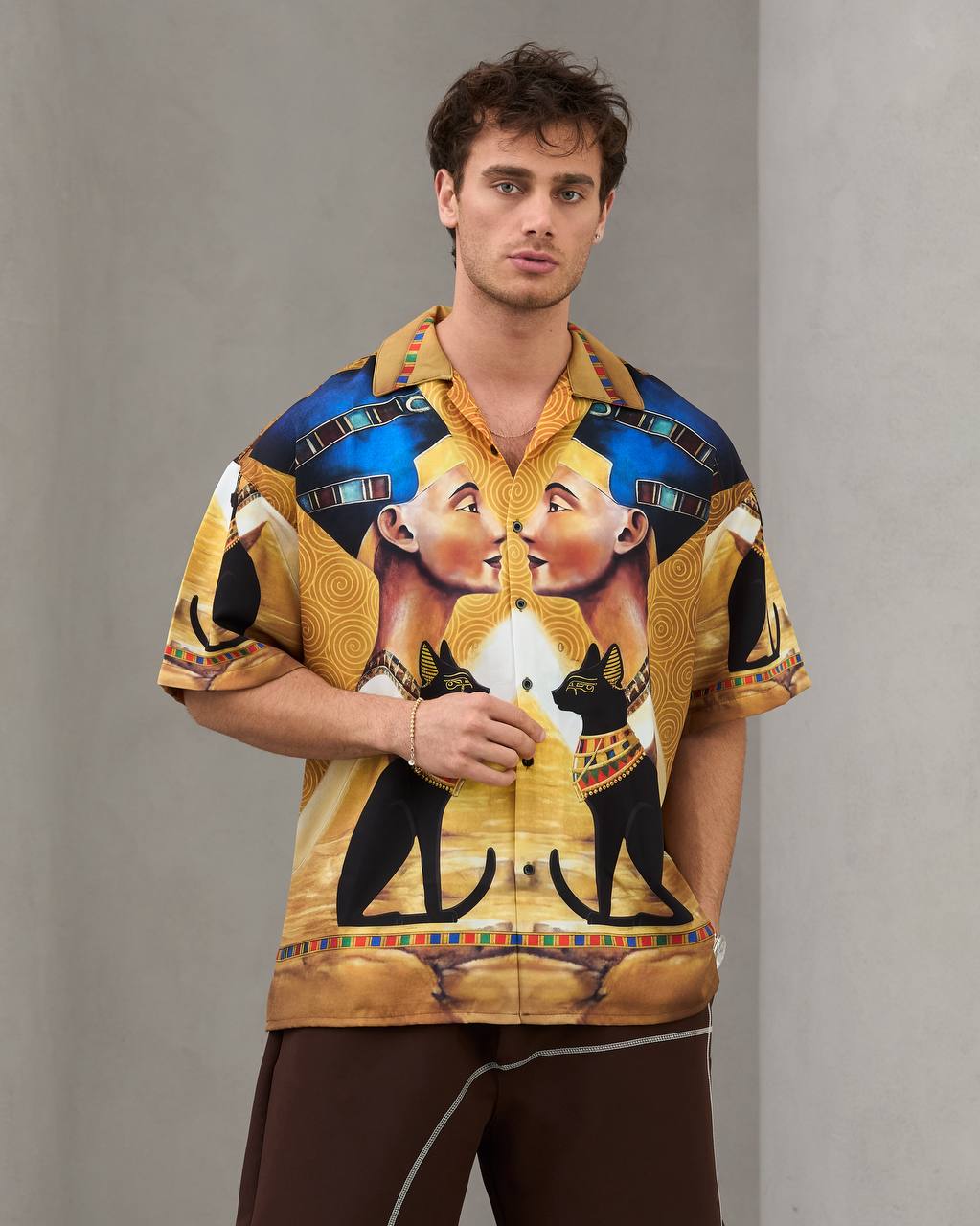 2morrow Cleopatra shirt