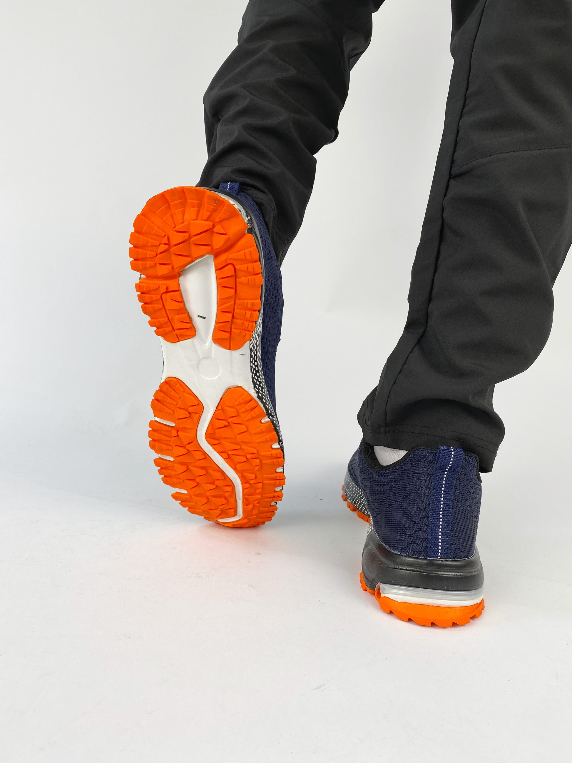 Nike air max navy blue trainers with waffle orange sole – Garmisland