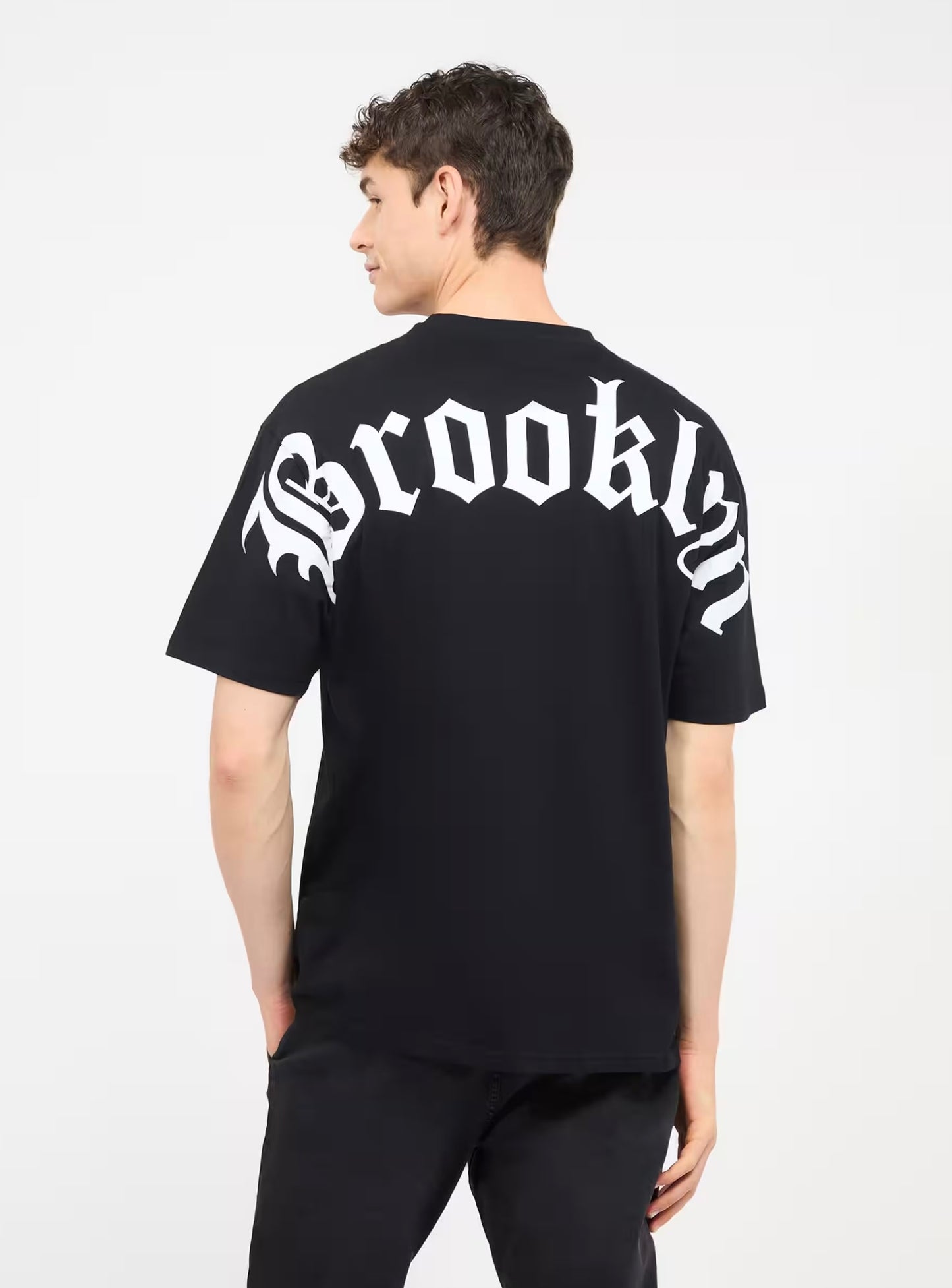 Terranova Oversize T-shirt with gothic lettering on the front/back Bla ...