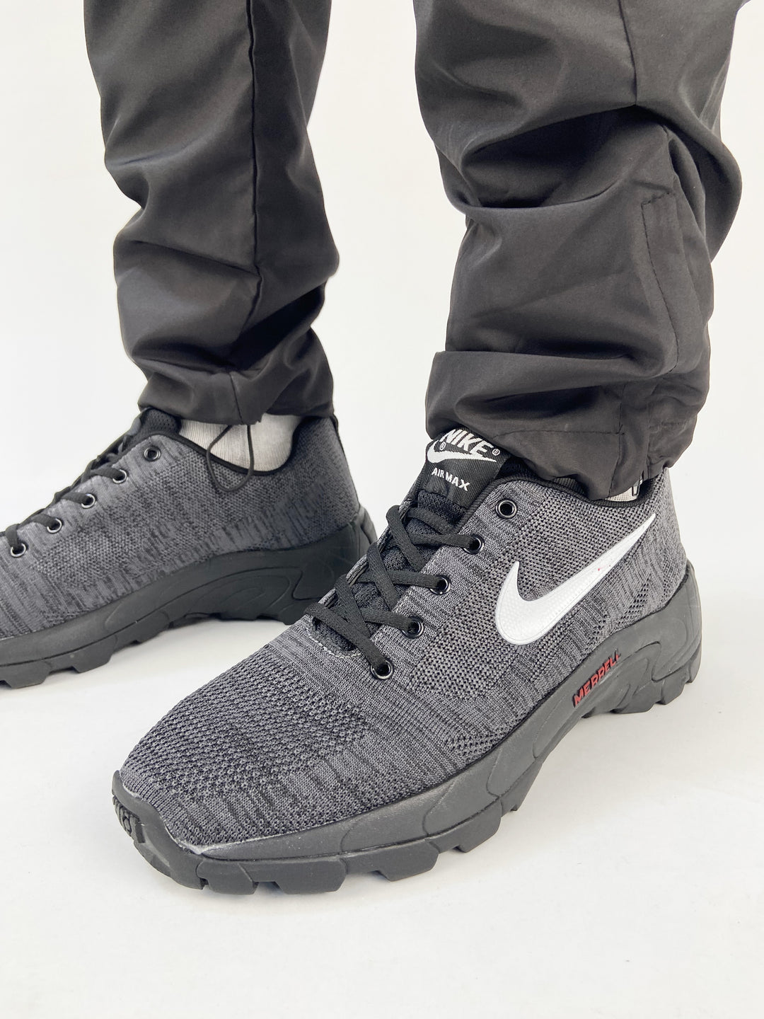 Nike air merrel trainers in grey and red