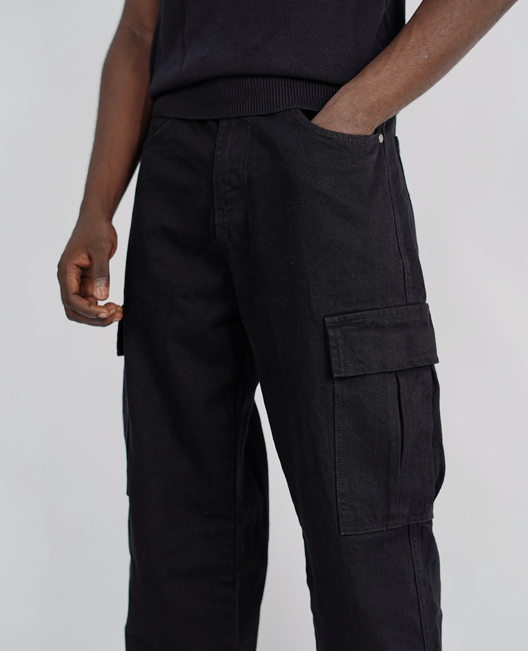 DOA Cargo Baggy Jeans in Black