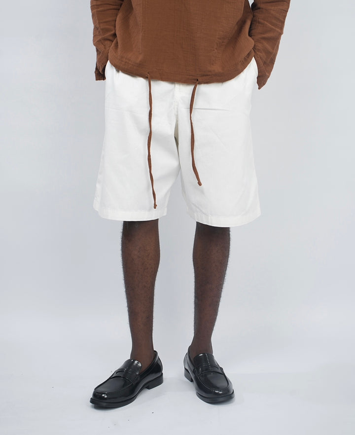 Giesto Linen shorts in white