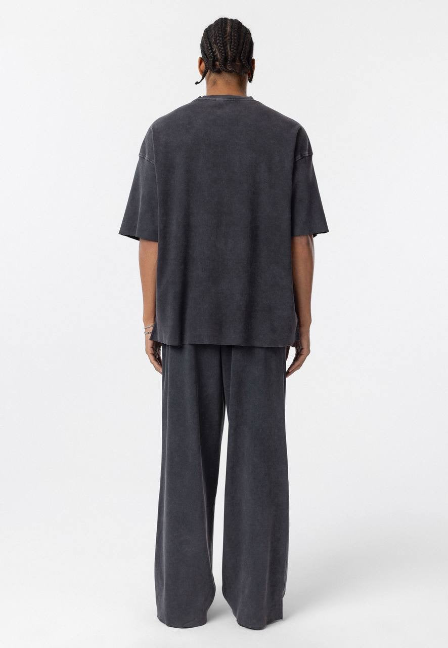 Essence of life washed pants in black