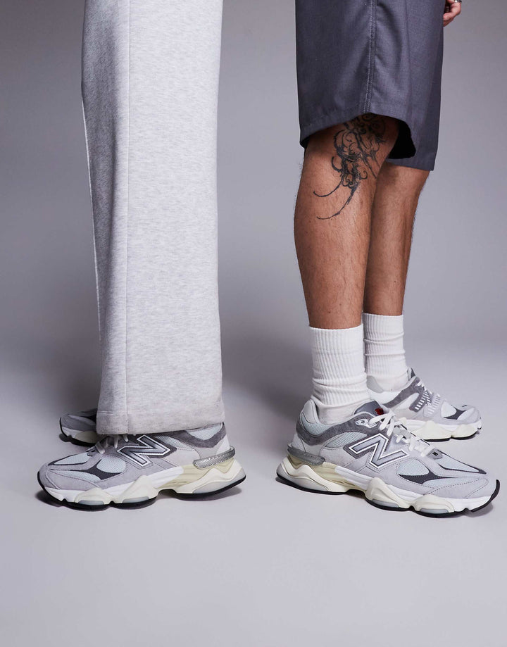 New Balance 9060 Trainers in sea salt/white