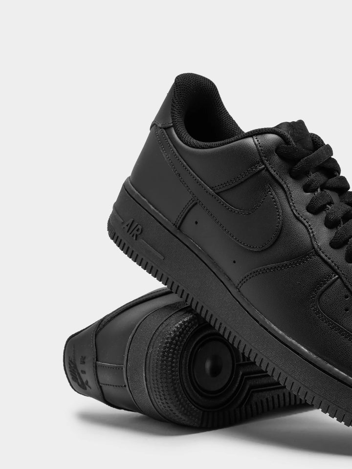 Nike Air Force 1 Trainers in black