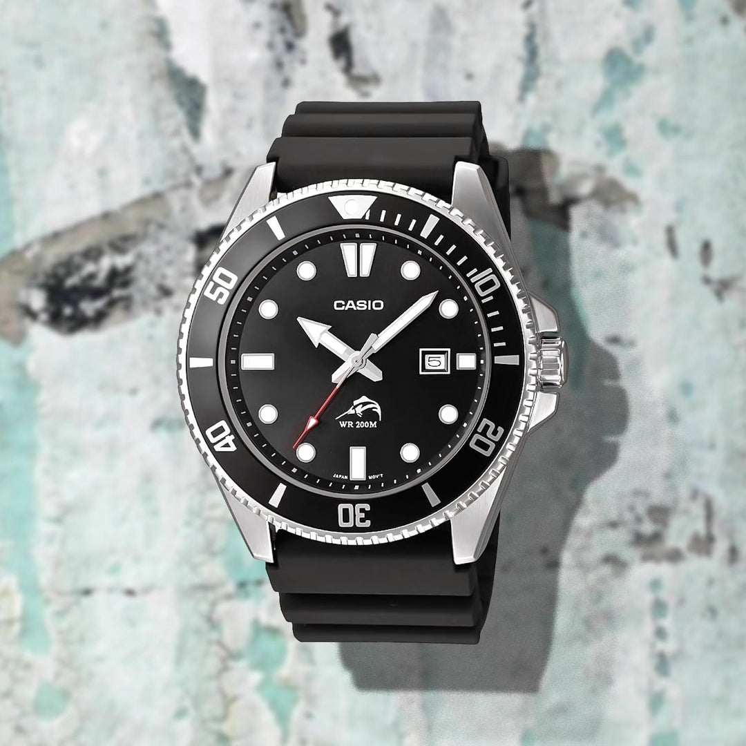 Casio Men's Black Dive-Style Sport Watch MDV106-1AV